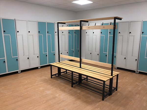 bancos acero y madera